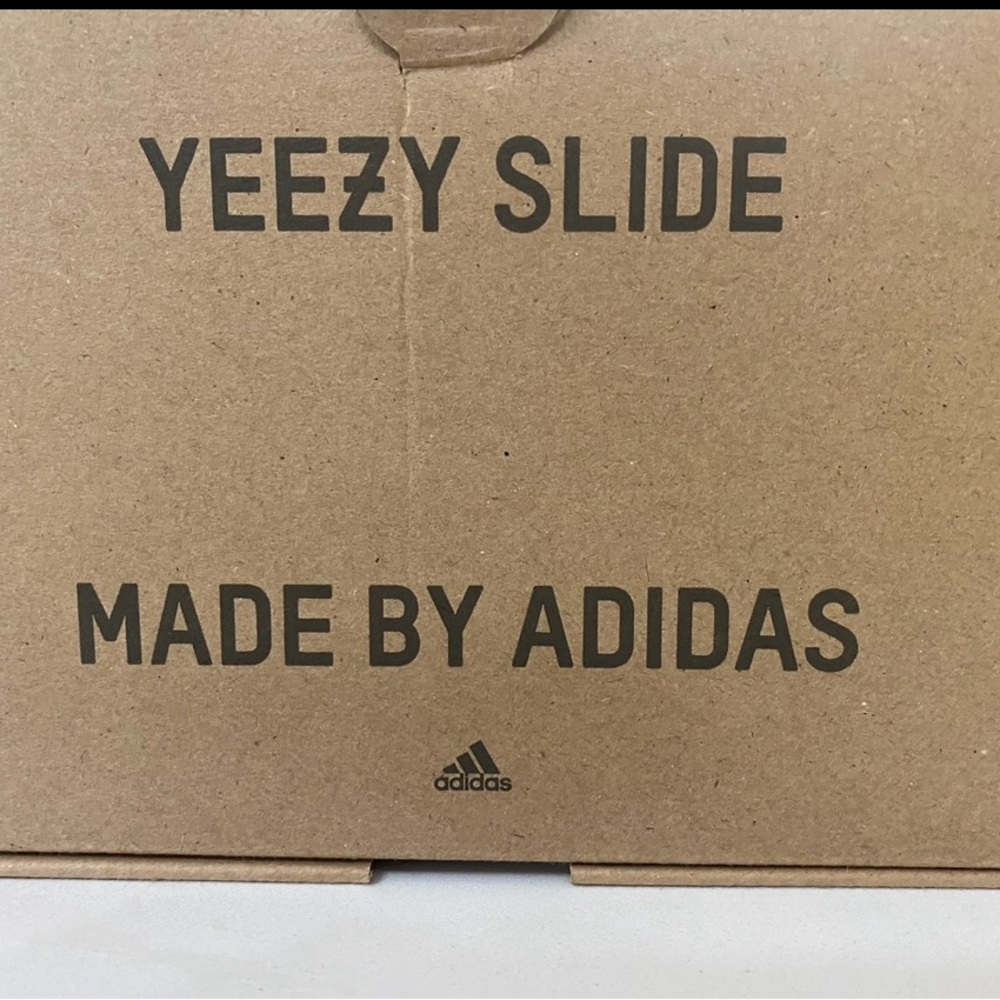 Adidas Yeezy slides size 4 ochre colorway - Picture 5 of 10
